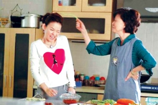 Phát hoảng với bộ sưu tập đồ gia dụng dù cổ lổ sỉ vẫn quyết không bỏ của mẹ chồng