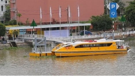 Người Sài Gòn được đi buýt sông miễn phí 10 ngày