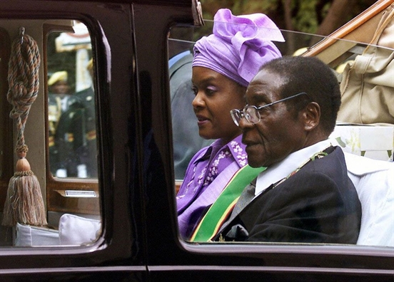 Nhung cot moc chinh trong su nghiep cua cuu Tong thong Mugabe