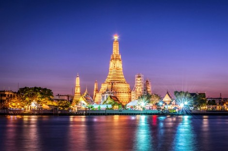 Du khách Mỹ bị bắt vì chụp ảnh phản cảm ở chùa Thái Lan
