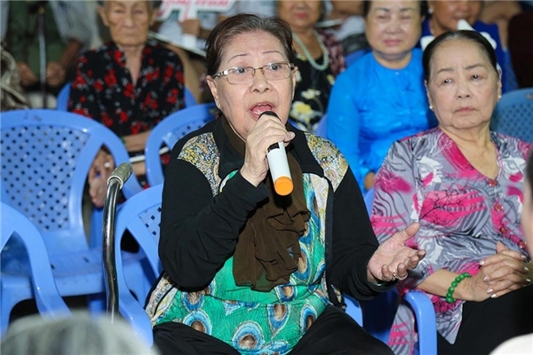 Con trai NSUT Ngoc Huong: ‘Den chet me van lo con cai khong nha khong cua’