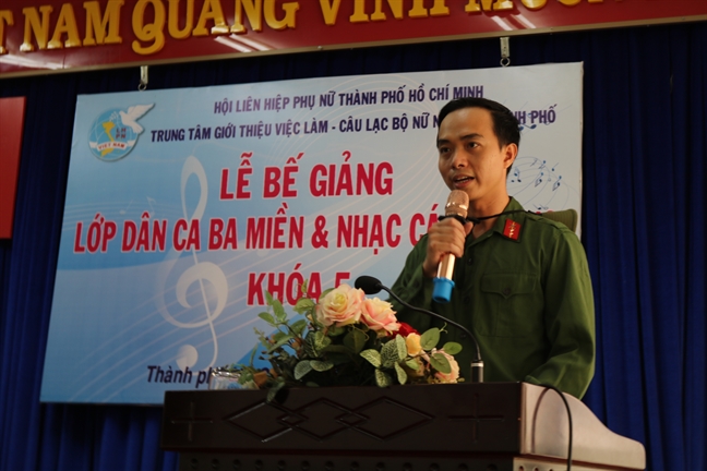 Be giang lop dan ca va nhac cach mang khoa 5