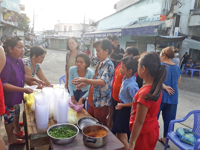 Nguoi chi hoi truong xem cong tac hoi la nghe