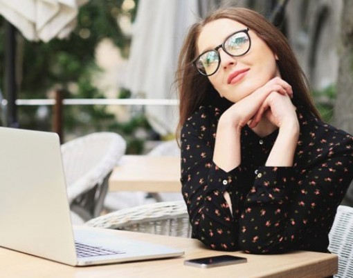 Phụ nữ xứ nào mới khổ