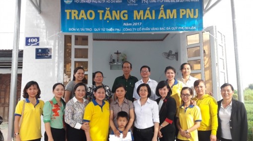 Tặng mái ấm tình thương cho phụ nữ nghèo tỉnh Bà Rịa - Vũng Tàu