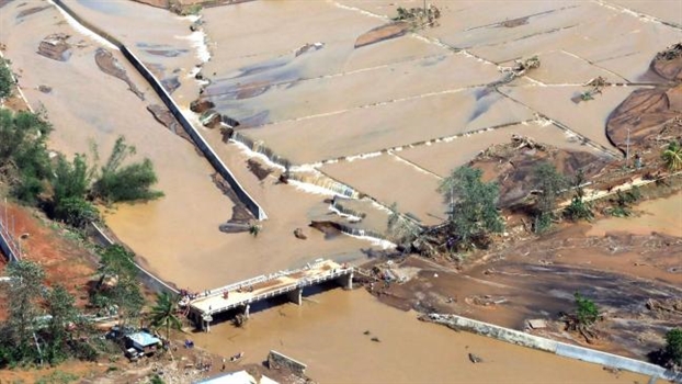 Bao Tembin can quet, de lai canh tuong hoang tan o Philippines