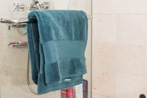 Bao lâu nên giặt khăn tắm một lần?
