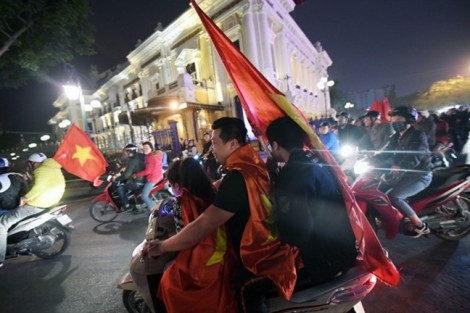 Phó Thủ tướng yêu cầu đảm bảo trật tự sau trận bán kết U23 Việt Nam - Qatar