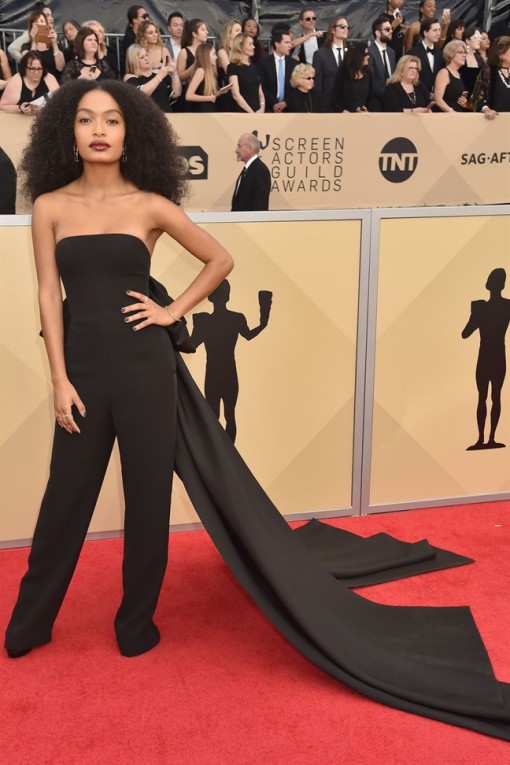 Những bộ cánh ấn tượng nhất thảm đỏ SAG Awards