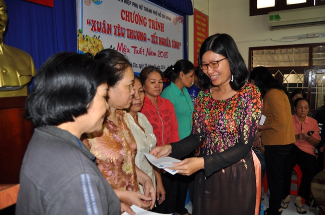 Khoi dong chuong trinh 'Xuan yeu thuong - Tet nghia tinh'