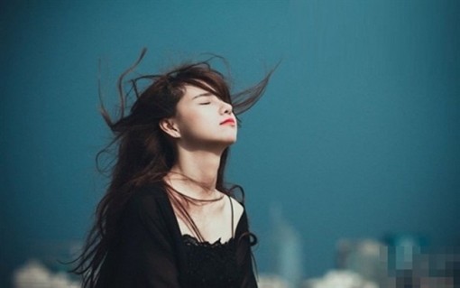 Ly hôn xong, tôi phải đối diện với ‘miệng đời thế gian’