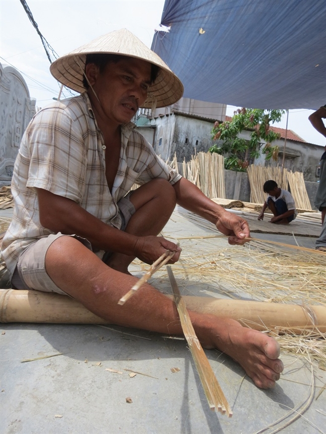 Doc dao nghe 'lam choi an thiet' o lang tai dinh cu sau 20 nam