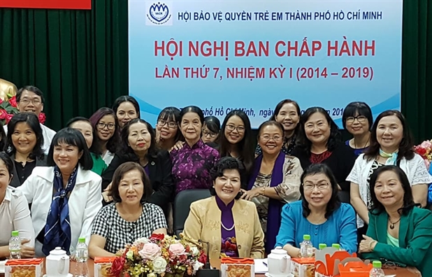 Nam 2017: 14 phien toa gia dinh, thu hut hon 9.000 hoc sinh tham du