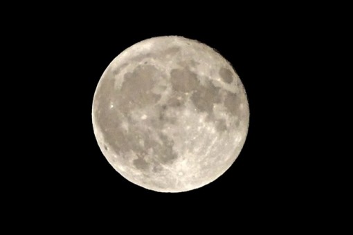 Háo hức đón siêu trăng, trăng máu, trăng xanh hội tụ đêm nay tại Việt Nam