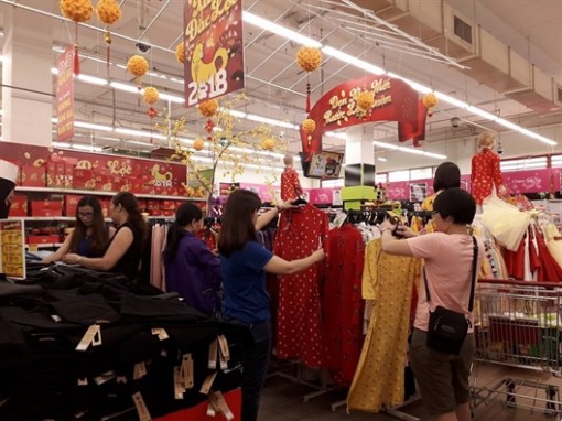 Các kiểu áo dài cách tân đón tết 2018 được lòng phái đẹp