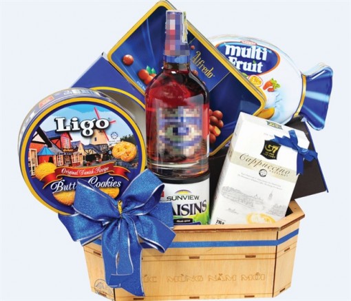 MM Mega Market tung ra 19 mẫu giỏ quà Tết giá cạnh tranh