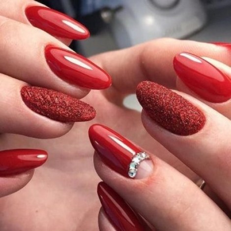 Gợi ý mẫu nail cực xinh xắn dành cho chị em vào dịp năm mới