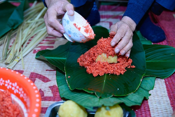 Tet ve ngoai la nhat