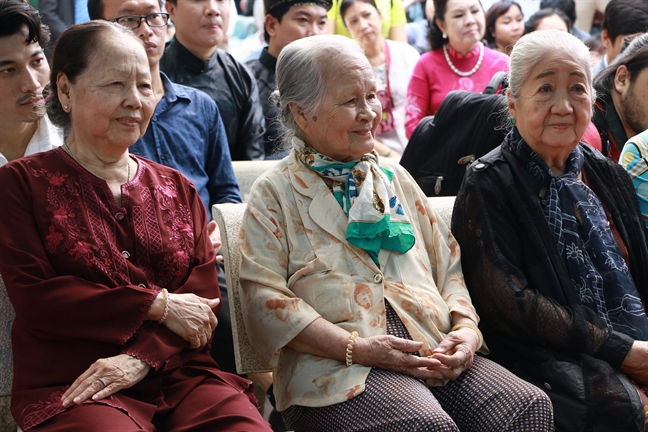 Vien duong lao nghe si: Tet co ve khong?