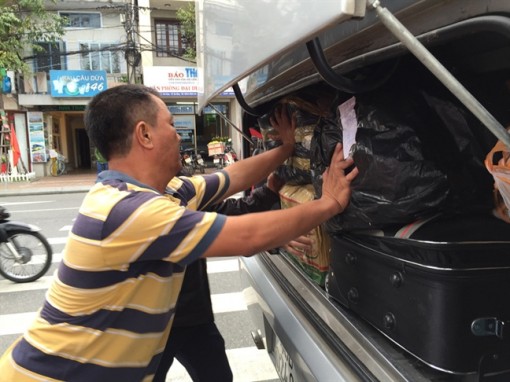 Tết của dâu trưởng: 'Năm nào về quê chồng ăn tết, đồ đạc cũng chất đầy ô tô 7 chỗ'