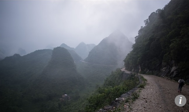 Khong ve que an tet vi muon kiem them tien, nguoi cha bat ngo nhan tin du