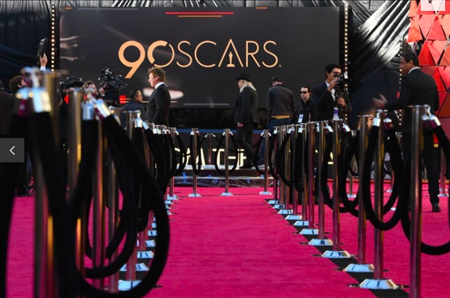 Tham do Oscar 2018: Ban hoa thanh chong nan lam dung tinh duc, phan biet chung toc