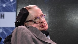 Cuoc doi dac biet cua nha khoa hoc thien tai Stephen Hawking