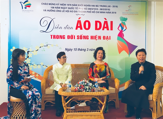 NTK Si Hoang: 'Ao dai the hien tieng noi nu quyen'