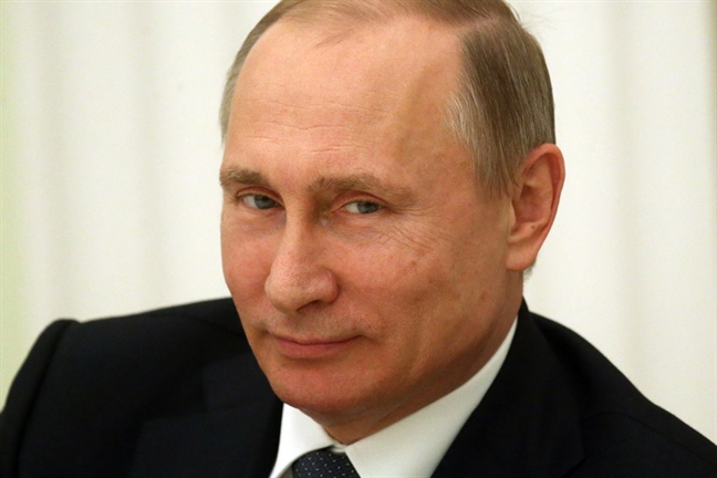 Vladimir Putin: Ngon lua cam hung cho the he tre nuoc Nga