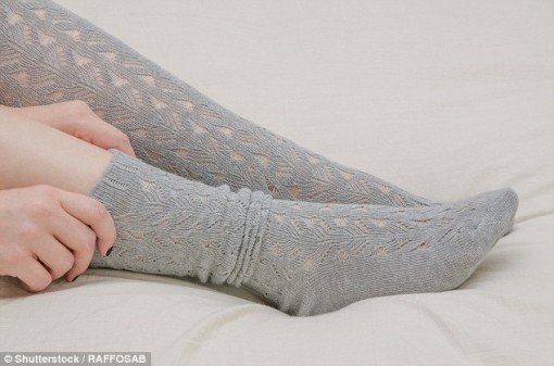Những lợi ích không ngờ khi mang vớ đi ngủ