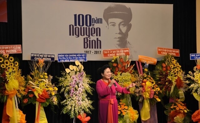 Canh  buom - mot am anh hon tho Nguyen Binh