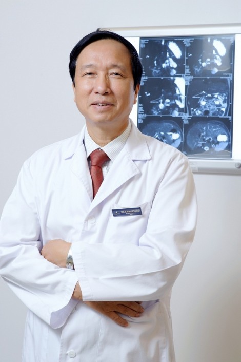 GS-TS-Thầy thuốc nhân dân Nguyễn Thanh Liêm: “ Làm khoa học cũng là dấn thân, đánh đổi”