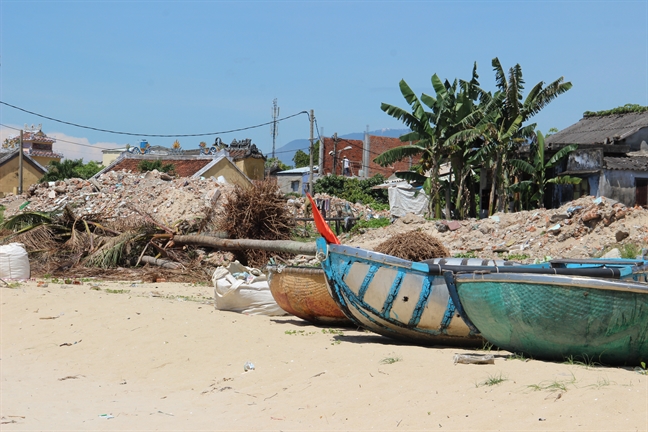 Chu tich Da Nang chi dao quy hoach lai du an nghi duong o lang Nam O sau khi nguoi dan phan ung