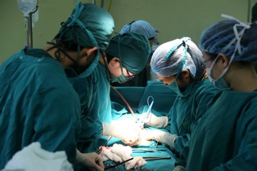 Bị cắt bỏ hoàn toàn tử cung vì lí do không ngờ