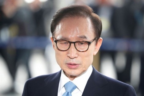 Cựu Tổng thống Hàn Quốc Lee Myung Bak bị truy tố tội tham nhũng