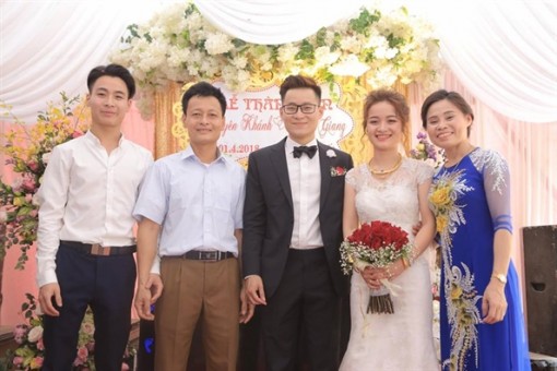 'Một đám cưới hai tâm trạng' và lý do thật sự đằng sau khiến cư dân mạng dậy sóng