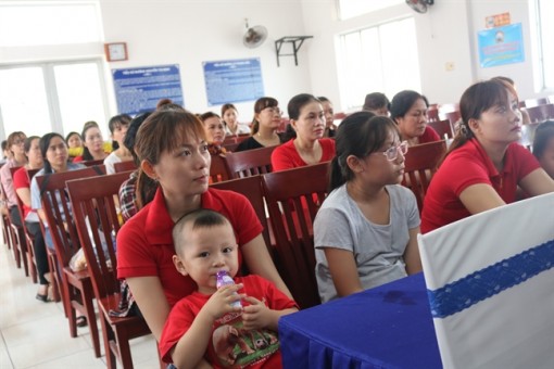 Quận 2: Hướng dẫn giáo viên cách xử trí khi trẻ bị hóc dị vật