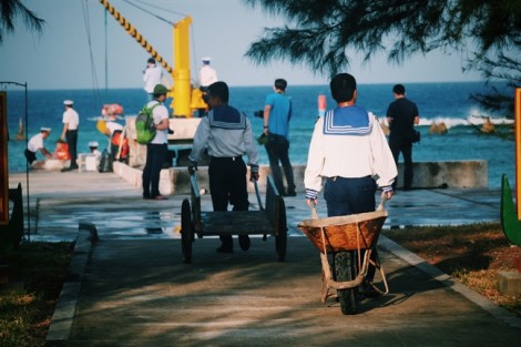 Có gì thơ mộng ở Trường Sa?