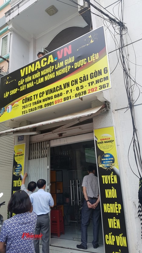 Cận cảnh sản phẩm Vinaca rao chống ung thư trưng bày ở Sài Gòn