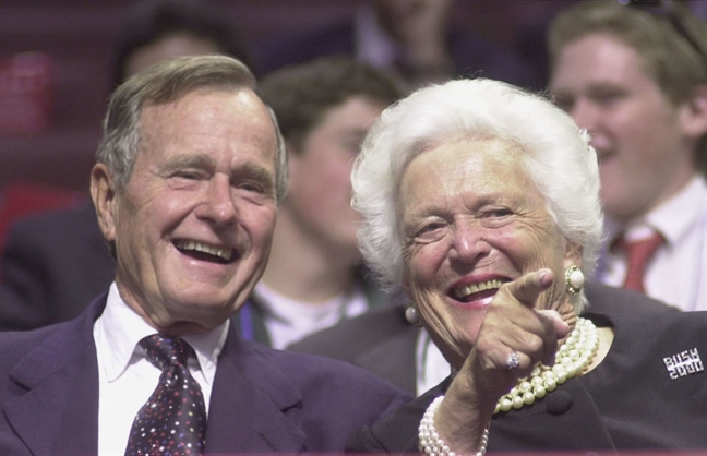 Barbara Bush: Nguoi viet nen chuyẹn tình dáng nguõng mọ nhát trong các dòi Tỏng thóng Mỹ