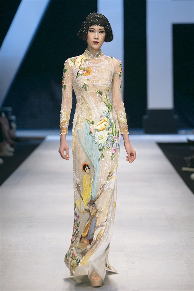 Ha Ho, Thanh Hang nam tay catwalk sau 5 nam