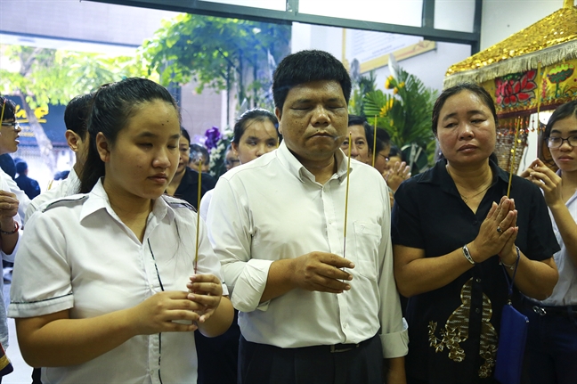 Hang tram hoc sinh khiem thi, nguoi mu thuong tiec Huong Duong