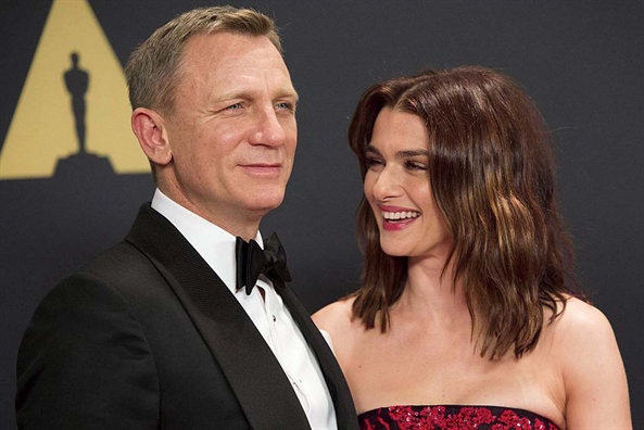 Rachel Weisz - Daniel Craig: Hon nhan la khoang troi rieng