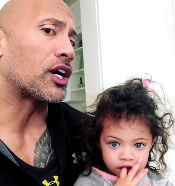 Dwayne Johnson: Nha vo dich 'yeu duoi'