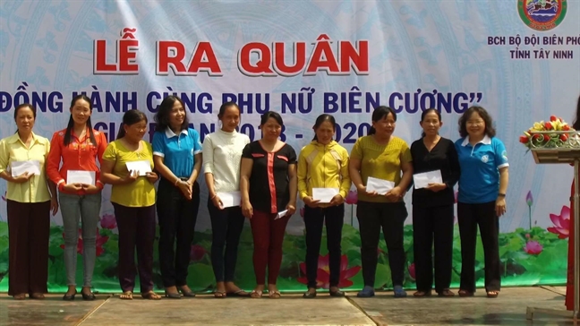 Hoi Phu nu Tay Ninh ra quan chuong trinh 'Dong hanh cung phu nu bien cuong'