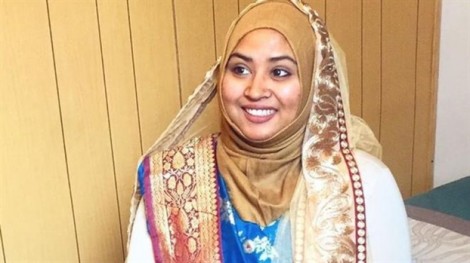 Cô gái Hồi giáo đấu tranh chống một sự kiện chỉ toàn nam giới