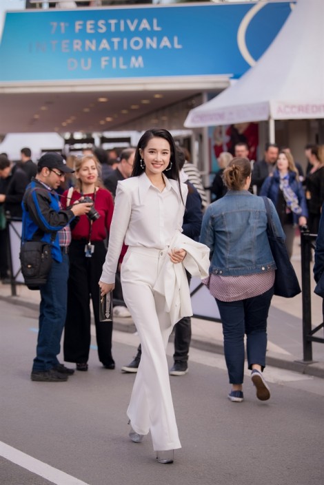 Nhã Phương bất ngờ xuất hiện tại Cannes 2018 với tư cách NSX phim