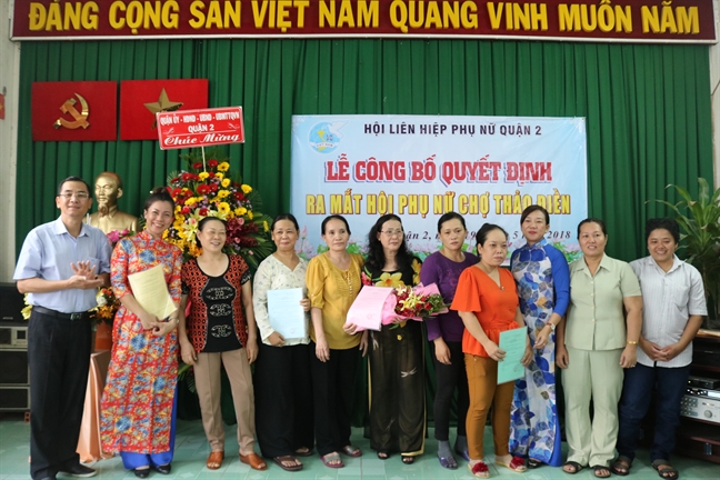 Ra mat Hoi Phu nu cho Thao Dien, quan 2