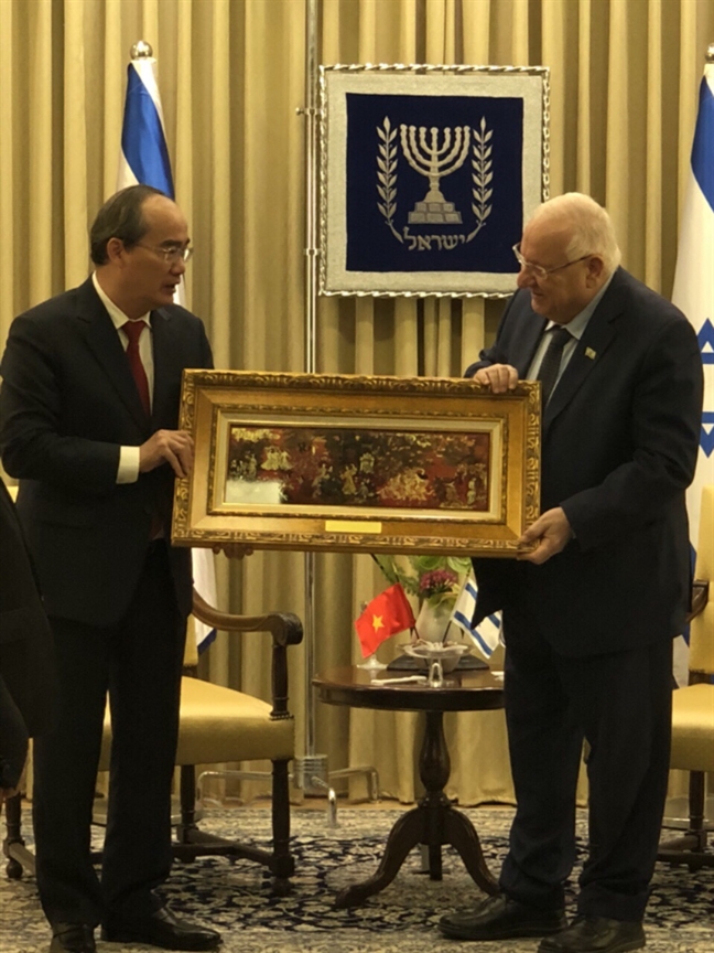 Bi thu Thanh uy TP.HCM hoi kien Tong thong Israel Reuven Rivlin