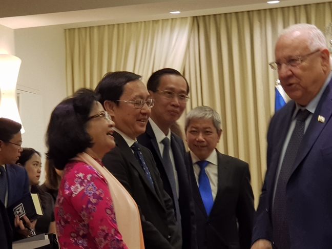 Bi thu Thanh uy TP.HCM hoi kien Tong thong Israel Reuven Rivlin